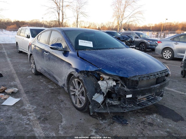 Salvage Hyundai ELANTRA Image