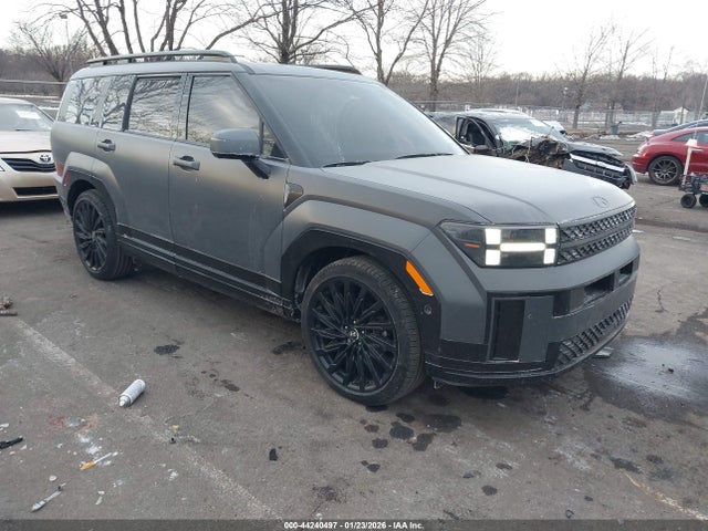 Salvage Hyundai SANTA FE Image