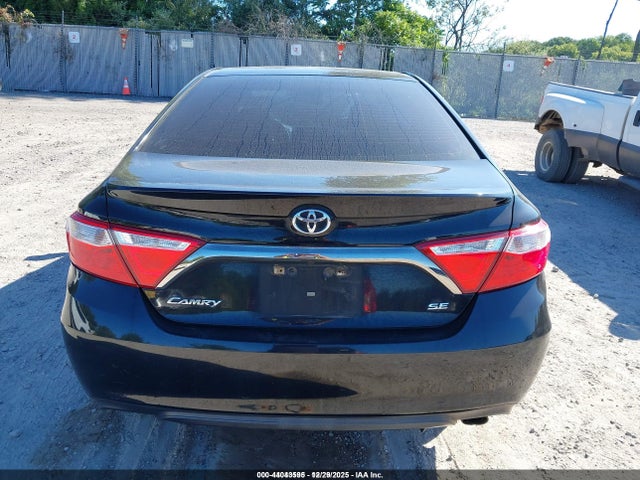 Toyota Camry Se