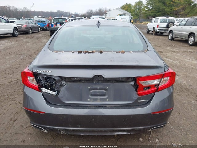 Honda Accord Touring