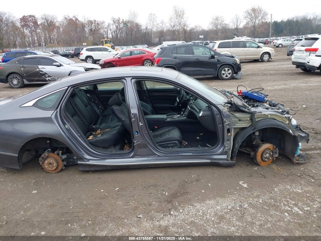 Honda Accord Touring