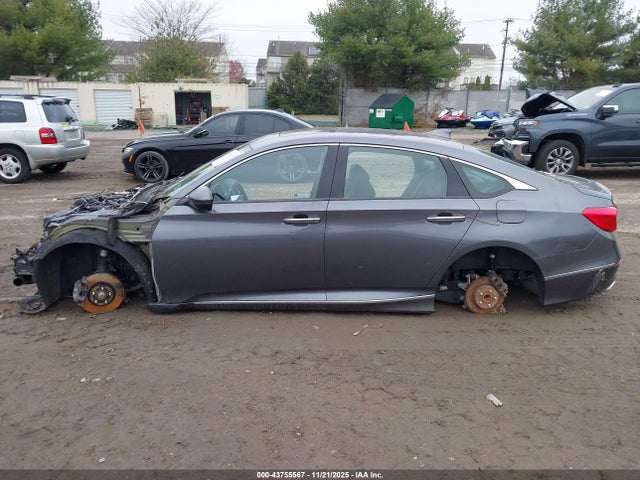 Honda Accord Touring