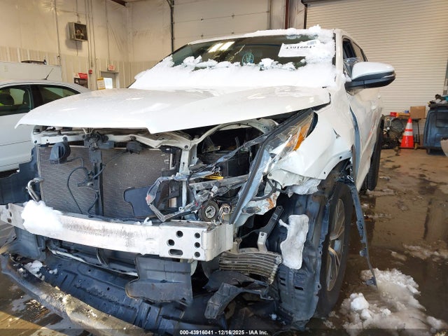 Toyota Highlander Le