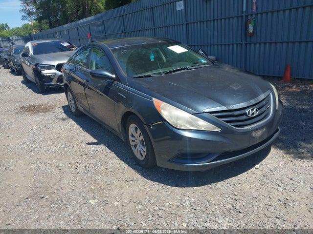Salvage Hyundai SONATA Image