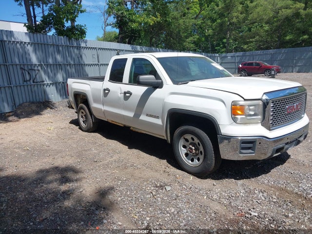 Salvage GMC Sierra 1500 Image