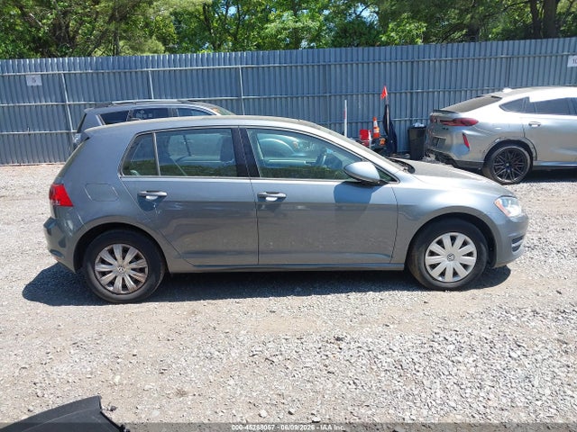 Volkswagen Golf Tsi S 4-door