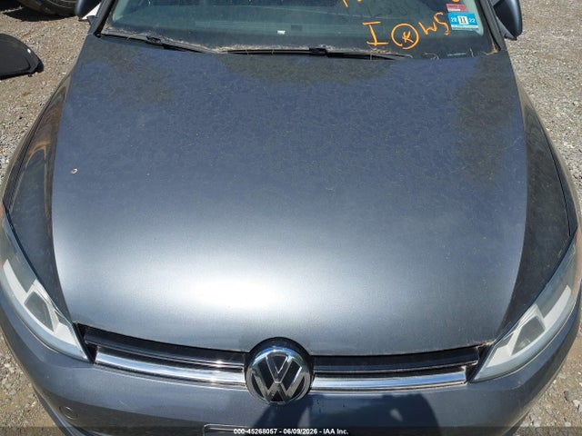 Volkswagen Golf Tsi S 4-door