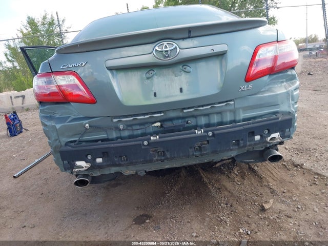 Toyota Camry Xle V6
