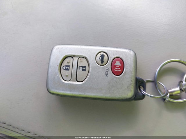 Toyota Camry Xle V6