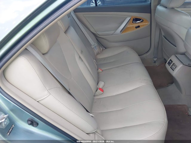 Toyota Camry Xle V6