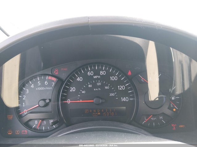 Nissan Pathfinder Se Off-road