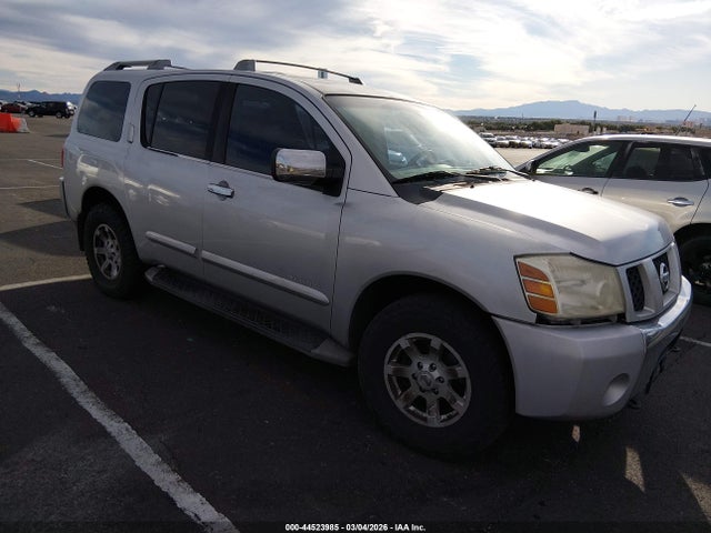 Salvage Nissan Pathfinder Image