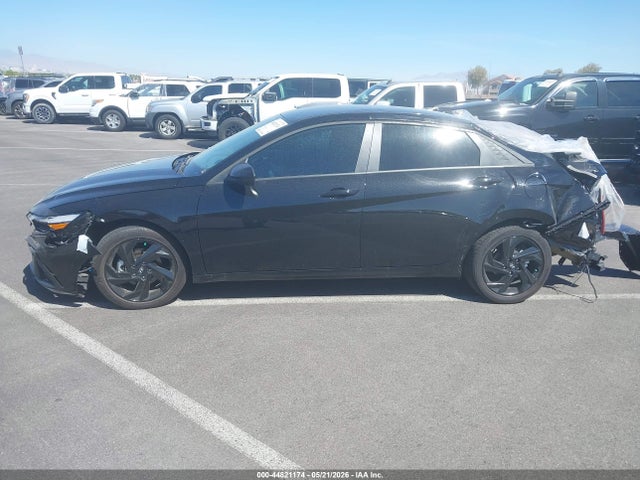 Hyundai ELANTRA Sel Sport