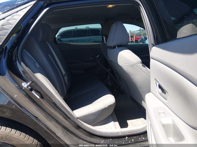 Hyundai ELANTRA Sel Sport