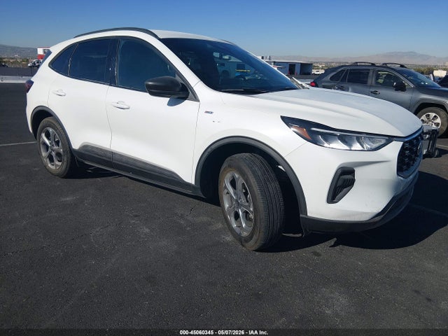 Salvage Ford Escape Image