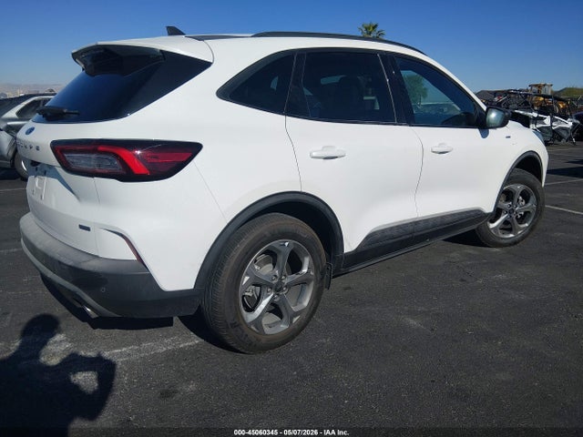 Ford Escape St-line