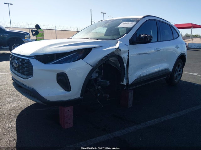 Ford Escape St-line