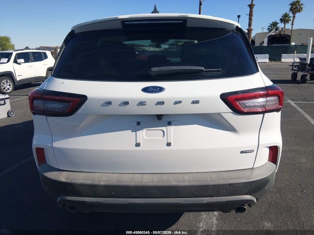 Ford Escape St-line