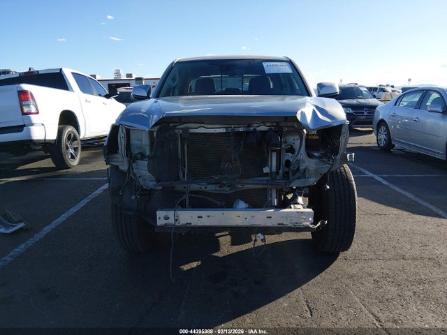 Toyota Tacoma Sr5 V6