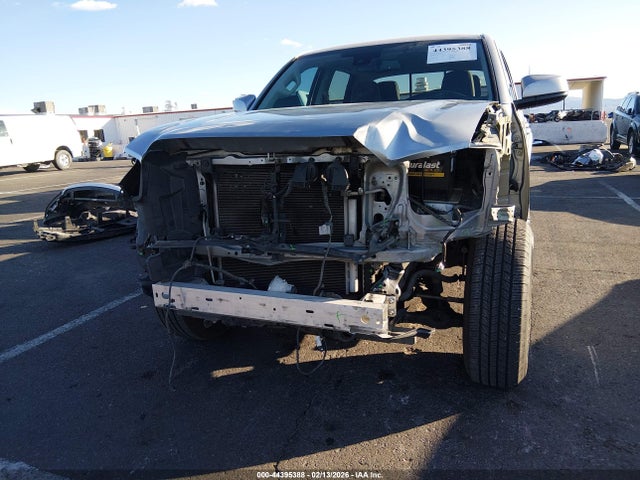 Toyota Tacoma Sr5 V6