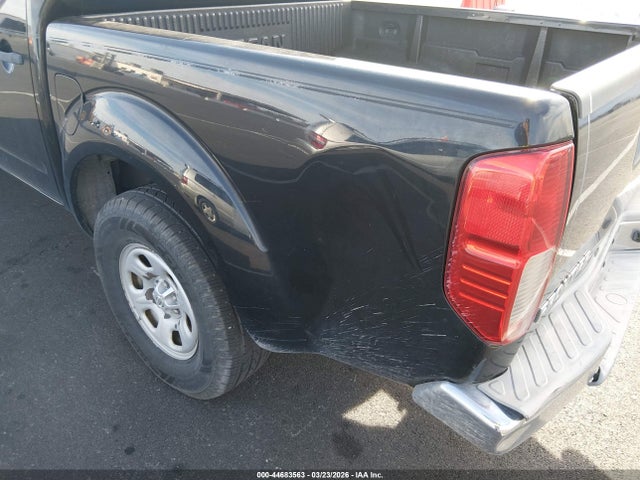 Nissan Frontier S