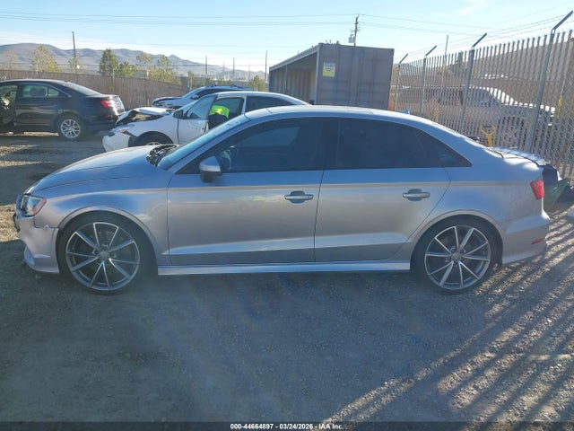 Audi S3 2.0t Premium Plus