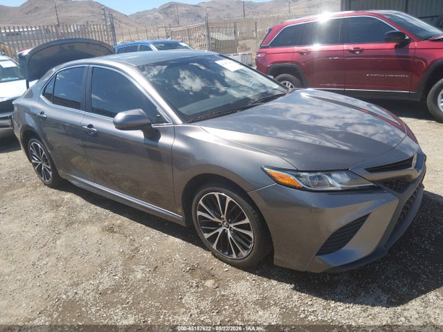 Salvage Toyota Camry Image