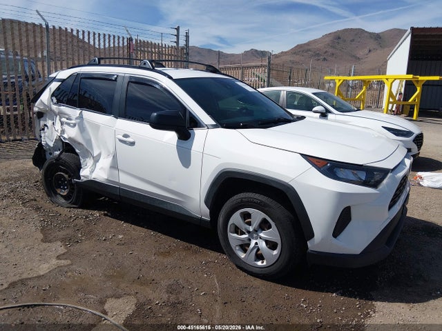 Salvage Toyota RAV4 Image