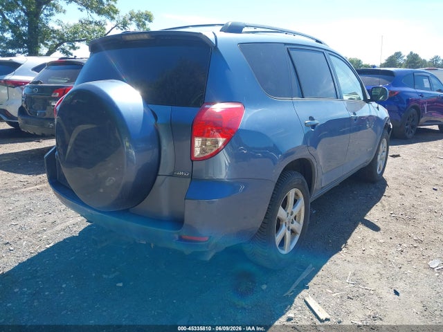 Toyota RAV4 Limited V6