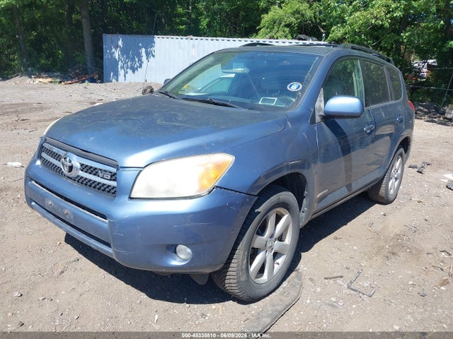 Toyota RAV4 Limited V6