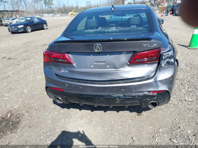 Acura TLX