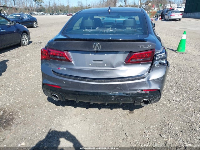 Acura TLX