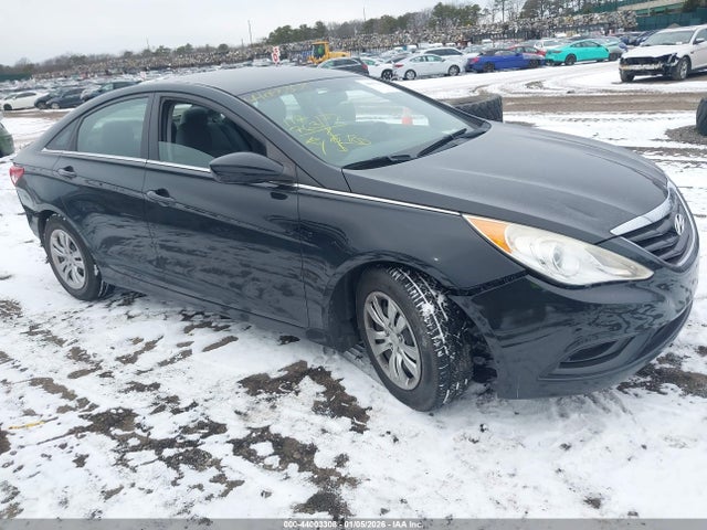 Salvage Hyundai SONATA Image