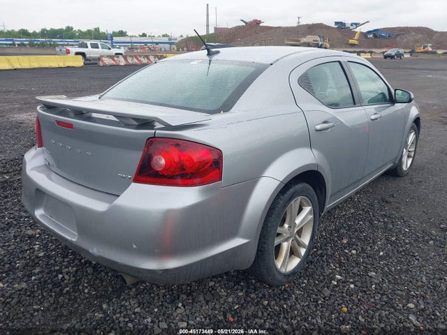 Dodge Avenger Sxt