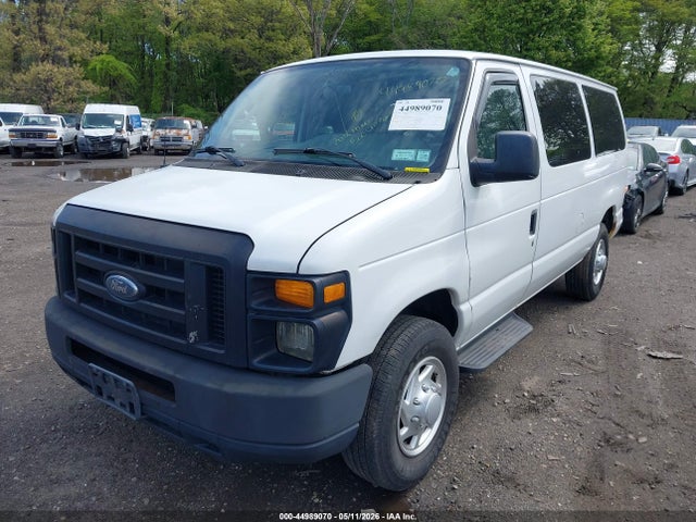 Ford E-350 Xl