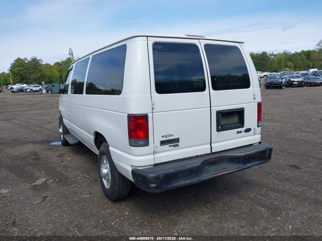 Ford E-350 Xl
