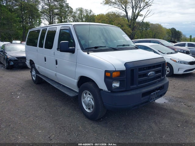 Salvage Ford E-350 Image
