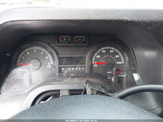 Ford E-350 Xl
