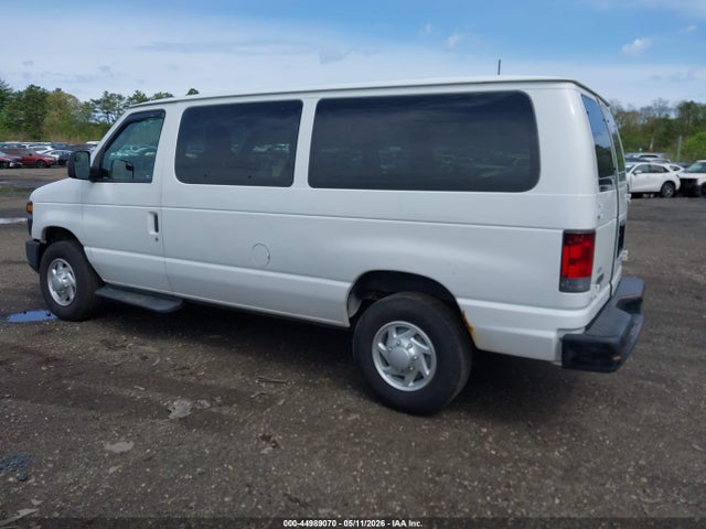 Ford E-350 Xl