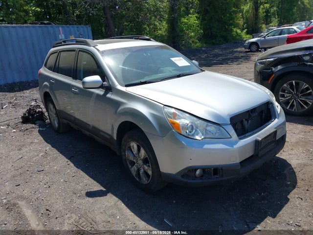 Salvage Subaru Outback Image