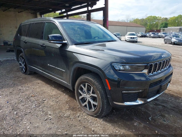 Salvage Jeep Grand Cherokee Image