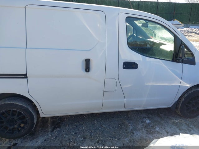 Nissan Nv S