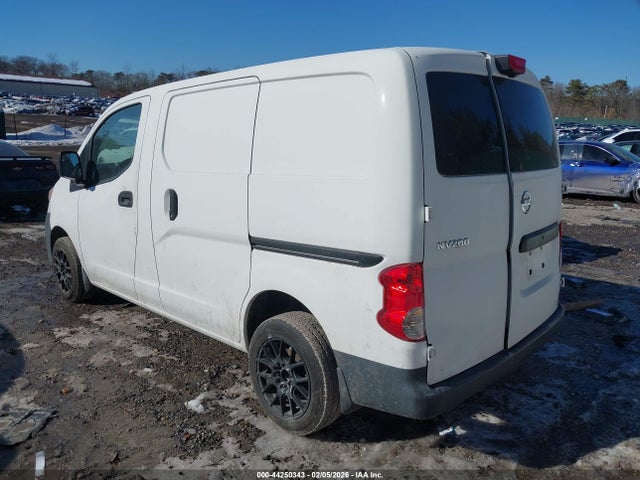 Nissan Nv S