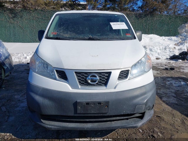 Nissan Nv S