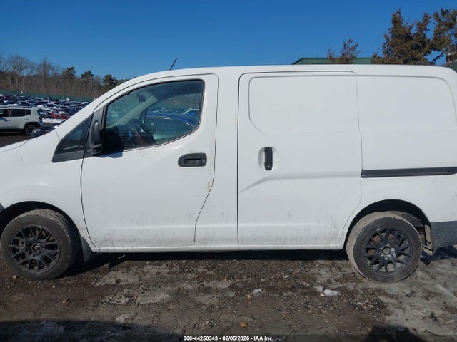 Nissan Nv S