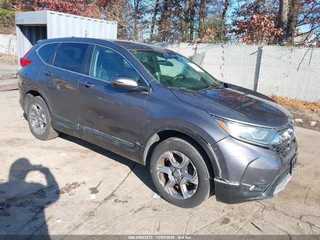 Salvage Honda CR-V Image