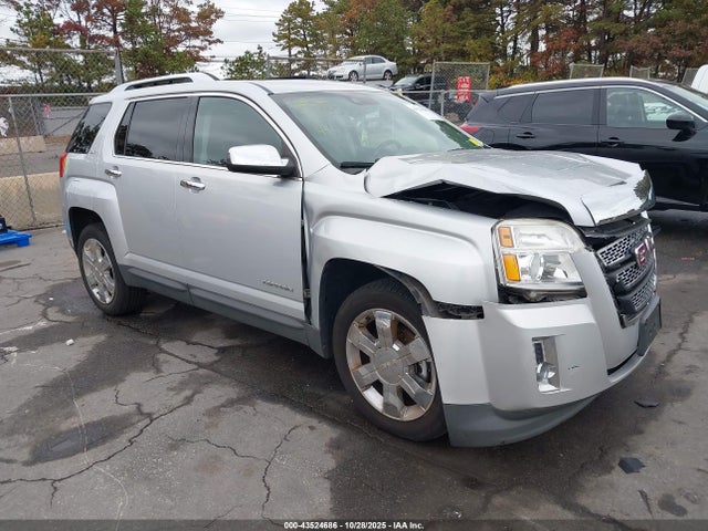 Salvage GMC Terrain Image