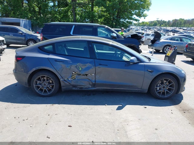 Tesla Model 3 Rear-wheel Drive