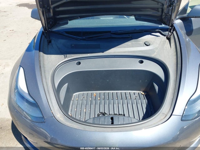 Tesla Model 3 Rear-wheel Drive