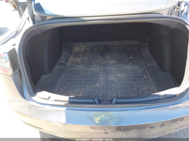 Tesla Model 3 Rear-wheel Drive